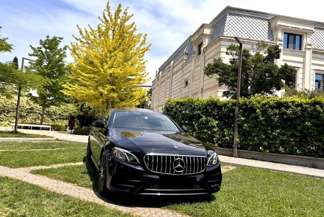 Mercedes E 300 2018, 104,607 km - 2.0 l - Bakı