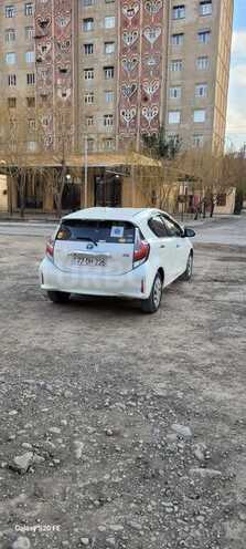 Toyota Aqua 2019, 99,957 km - 1.5 л - Gəncə