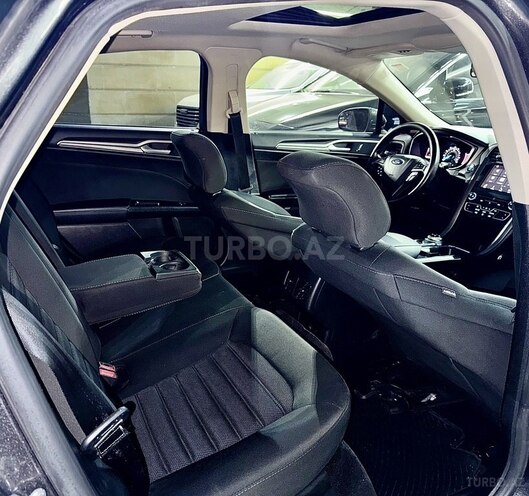 Ford Fusion (North America)-17