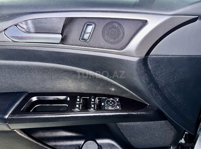 Ford Fusion (North America)-15