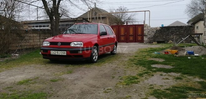 Volkswagen Golf 1994, 217,314 km - 1.8 л - Lənkəran
