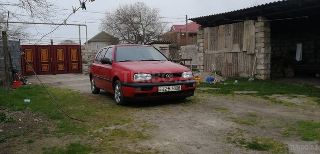 Volkswagen Golf 1994, 217,314 km - 1.8 л - Lənkəran