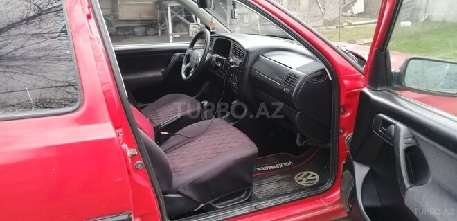 Volkswagen Golf 1994, 217,314 km - 1.8 л - Lənkəran