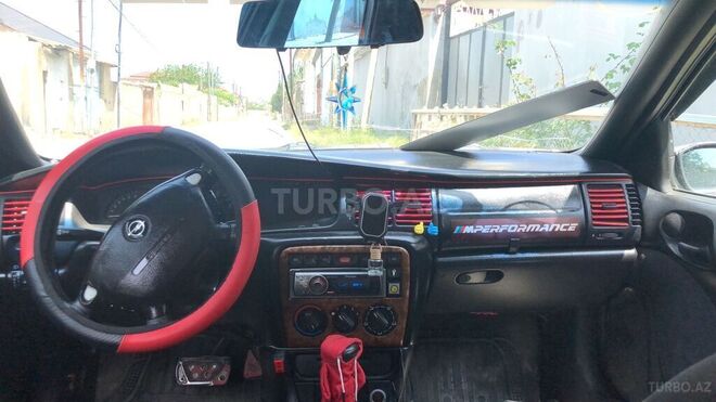 Opel Vectra 1996, 43,300 km - 1.8 l - Bakı