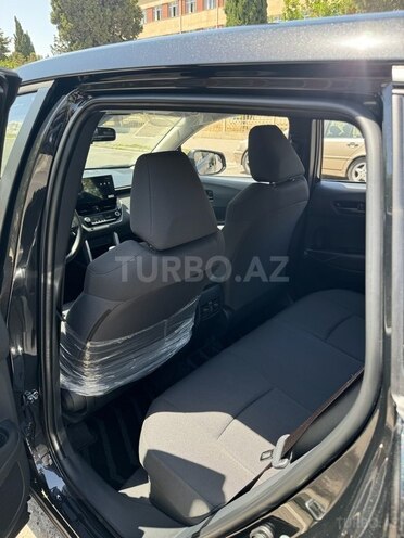Toyota Corolla Cross 2025, 0 km - 2.0 л - Bakı