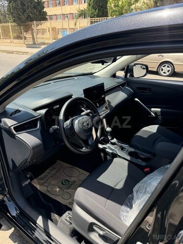 Toyota Corolla Cross 2025, 0 km - 2.0 л - Bakı
