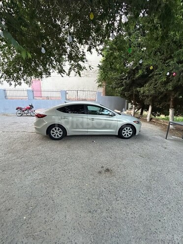 Hyundai Elantra 2016, 107,826 km - 2.0 l - Bakı