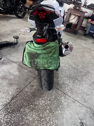 Kawasaki Ninja 650-5