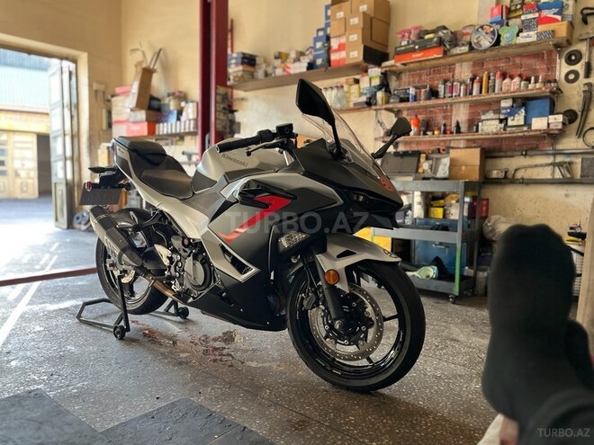 Kawasaki Ninja 650-6