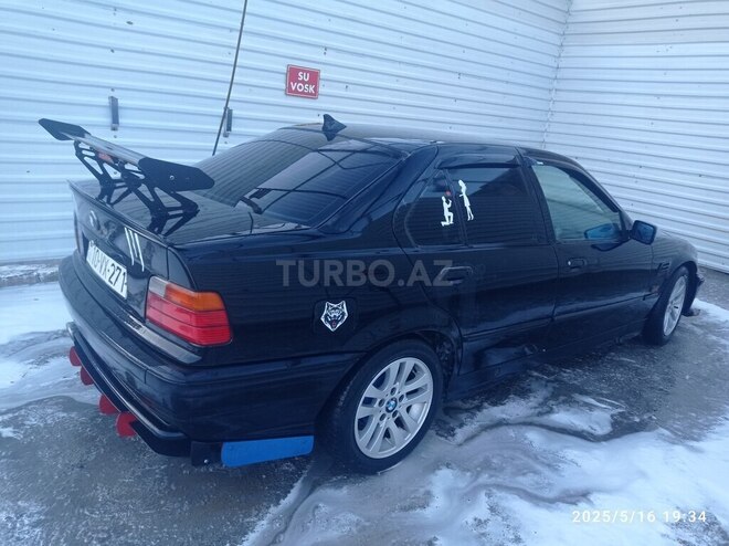 BMW 318 1994, 480,000 km - 1.8 l - Bakı