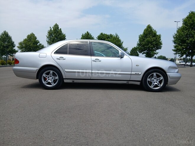 Mercedes E 220 1999, 222,222 km - 2.2 l - Gəncə