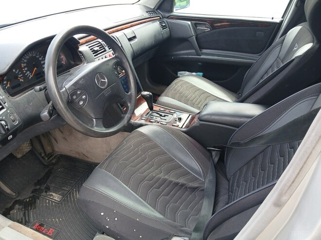 Mercedes E 220 1999, 222,222 km - 2.2 l - Gəncə