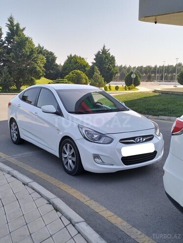 Hyundai Accent 2013, 232,000 km - 1.6 l - Bakı