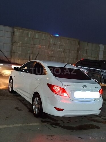 Hyundai Accent 2013, 232,000 km - 1.6 l - Bakı