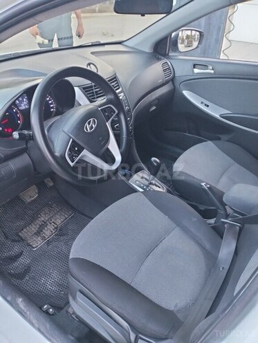 Hyundai Accent 2013, 232,000 km - 1.6 l - Bakı