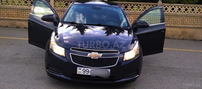 Chevrolet Cruze 2013, 180,000 km - 1.4 l - Quba