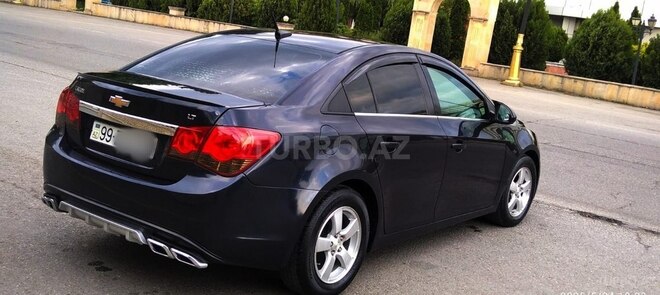 Chevrolet Cruze 2013, 180,000 km - 1.4 l - Quba