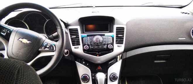 Chevrolet Cruze 2013, 180,000 km - 1.4 l - Quba