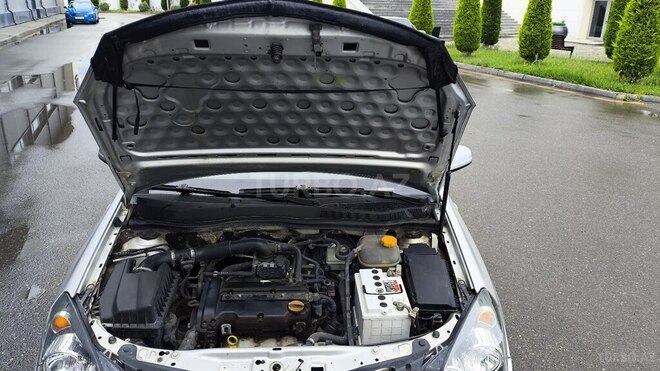 Opel Astra 2006, 255,000 km - 1.4 l - Tovuz