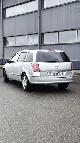 Opel Astra 2006, 255,000 km - 1.4 l - Tovuz