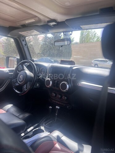Jeep Wrangler 2011, 299,000 km - 3.8 l - Bakı