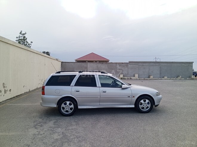Opel Vectra 1999, 318,746 km - 1.6 l - Sumqayıt
