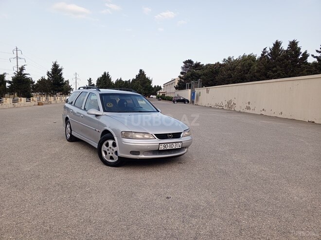 Opel Vectra 1999, 318,746 km - 1.6 l - Sumqayıt