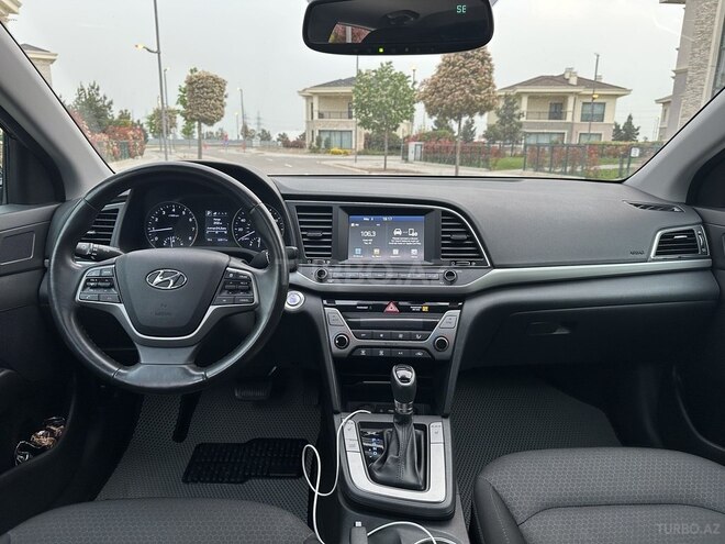Hyundai Elantra 2018, 85,295 km - 2.0 л - Bakı