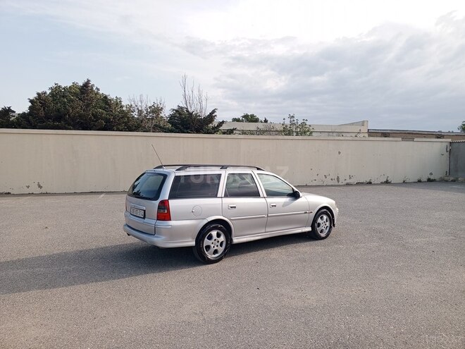 Opel Vectra 1999, 318,746 km - 1.6 l - Sumqayıt