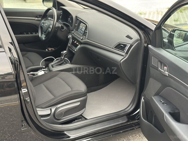 Hyundai Elantra 2018, 85,295 km - 2.0 л - Bakı