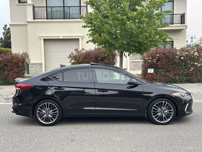 Hyundai Elantra 2018, 85,295 km - 2.0 л - Bakı