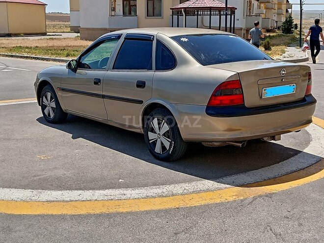 Opel Vectra 1997, 253,652 km - 1.6 l - Sumqayıt
