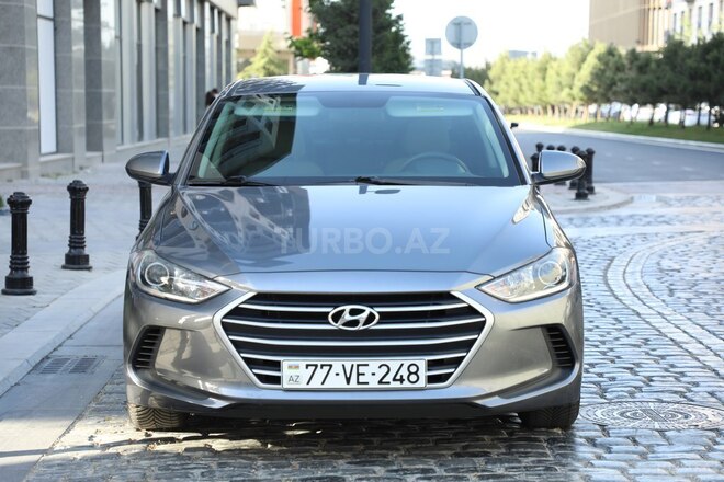 Hyundai Elantra 2018, 76,605 km - 2.0 l - Bakı