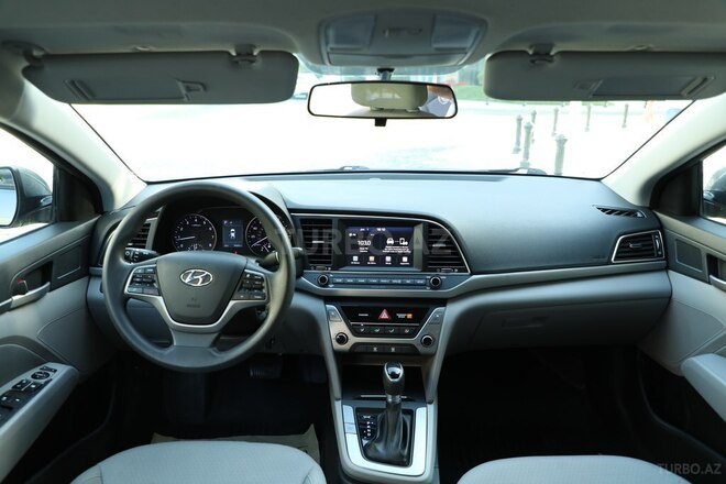 Hyundai Elantra 2018, 76,605 km - 2.0 l - Bakı