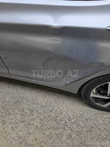 Hyundai Elantra 2015, 228,527 km - 1.8 l - Bakı