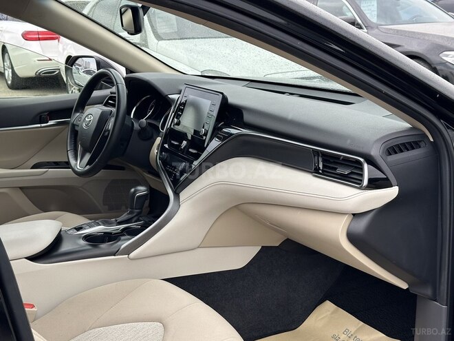 Toyota Camry 2023, 18,200 km - 2.5 l - Bakı