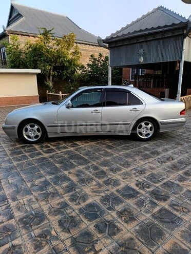 Mercedes E 220 d 1999, 344,780 km - 2.2 l - Ağcabədi