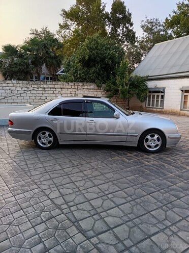 Mercedes E 220 d 1999, 344,780 km - 2.2 l - Ağcabədi