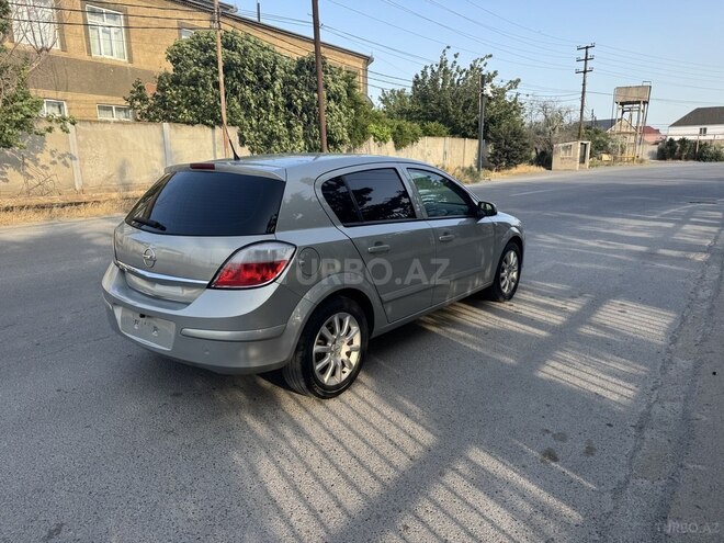 Opel Astra 2005, 250,000 km - 1.4 l - Bakı