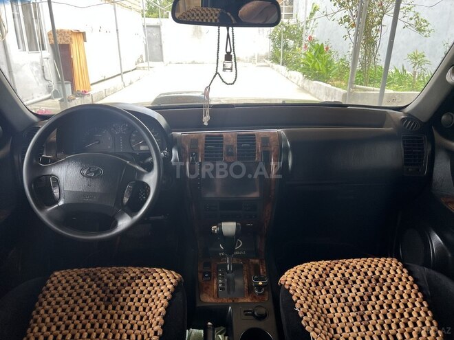 Hyundai Terracan 2001, 370,000 km - 2.5 л - Yevlax