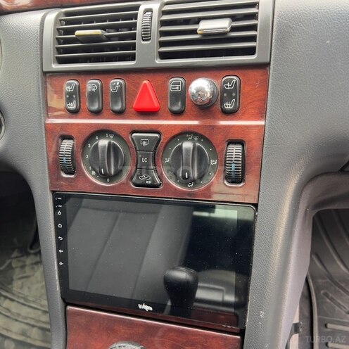 Mercedes E 240 2000, 300,111 km - 2.6 l - Bakı