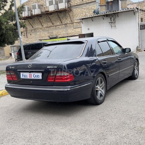 Mercedes E 240 2000, 300,111 km - 2.6 l - Bakı