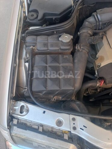 Mercedes C 180 1999, 380,000 km - 1.8 l - Bakı