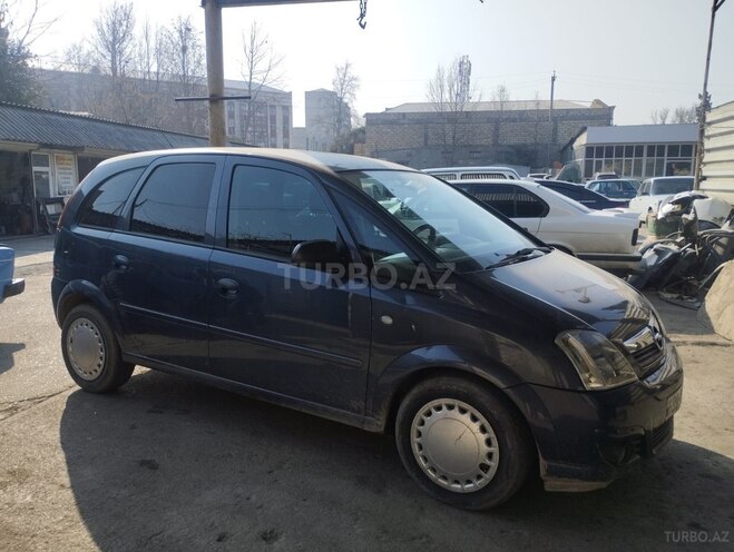 Opel Meriva-3