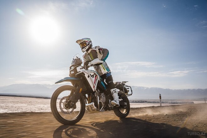 CFMOTO 450 MT-1