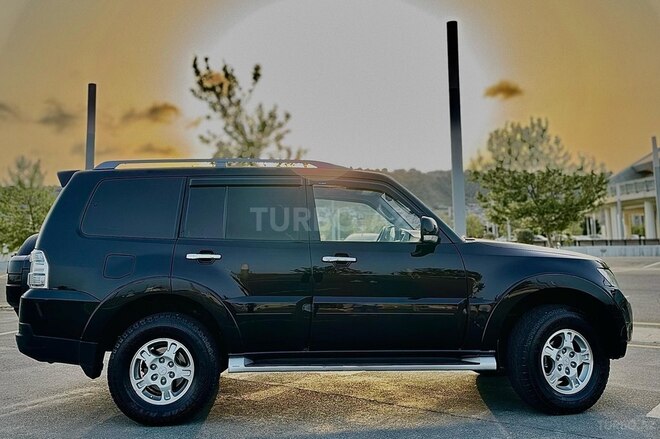 Mitsubishi Pajero 2007, 257,000 km - 3.0 l - Bakı