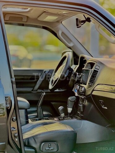 Mitsubishi Pajero 2007, 257,000 km - 3.0 l - Bakı