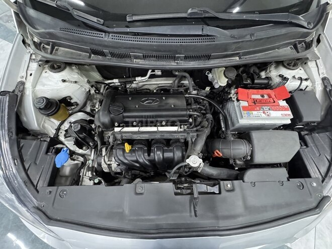 Hyundai Accent 2011, 318,000 km - 1.4 l - Sumqayıt