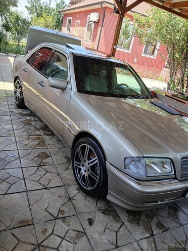 Mercedes C 200 1997, 365,000 km - 2.0 l - Masallı