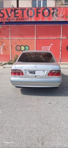 Mercedes E 220 d 1999, 542,000 km - 2.2 л - Bakı